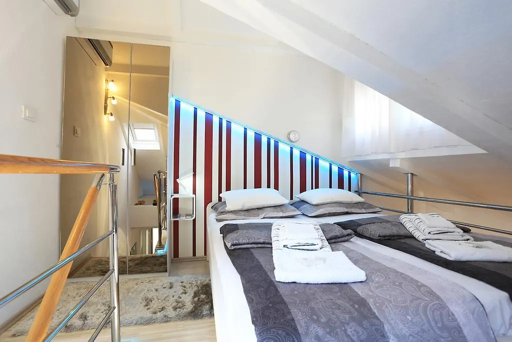 Apartments Ella Split