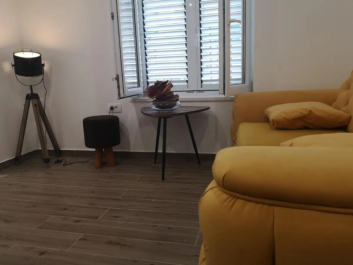 Apartments Ella Split 0*,  Croatia