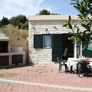 Kula Park Studio Apartment