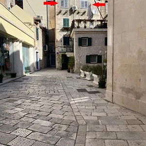  Apartamento Ela
