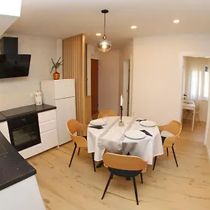  Apartamento Nikolina